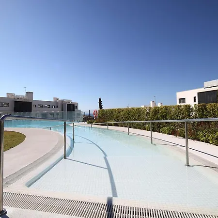 Stylish Three Bedroom @ Higueron West! Apartment